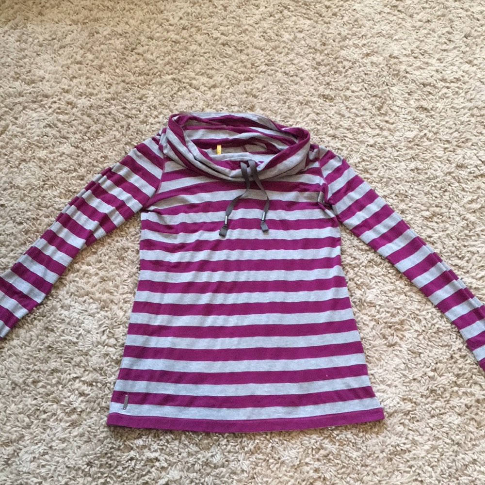 Löle long sleeve top